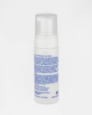 Alternative view of derma clarification fruit foam